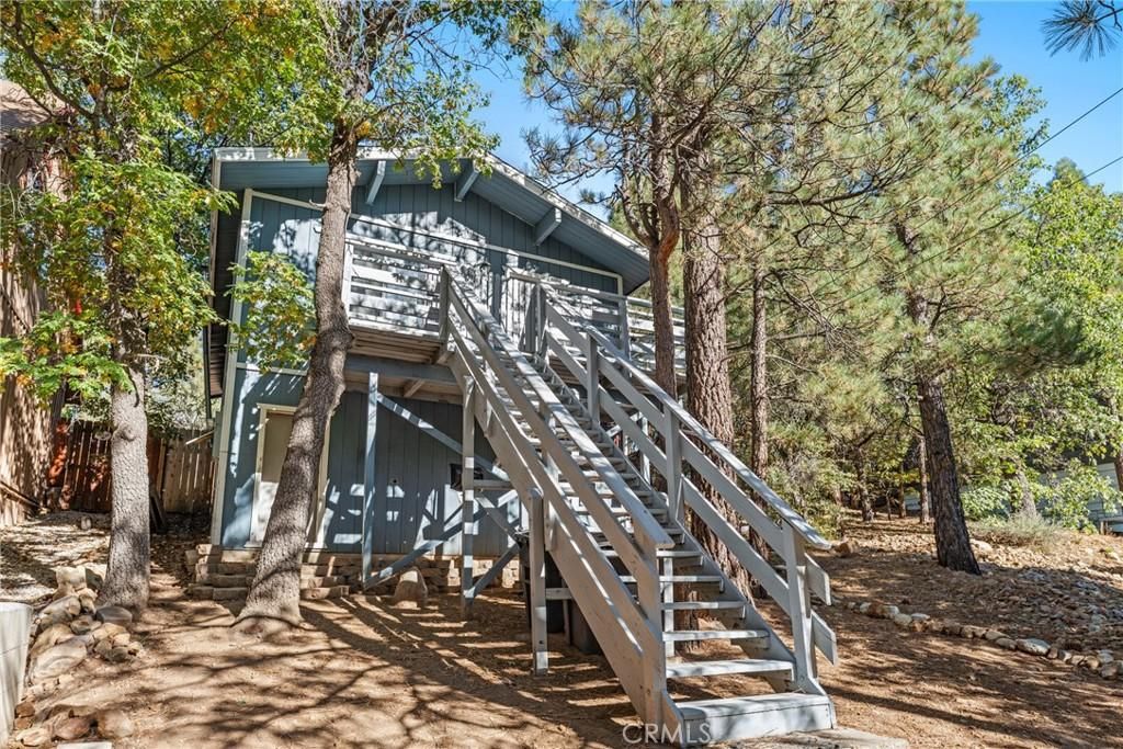 MLS #DW25214194 image #0