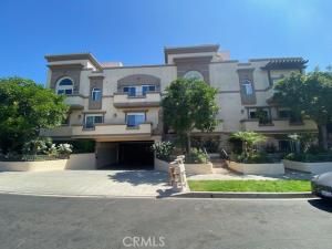 MLS #DW25214669 image #0