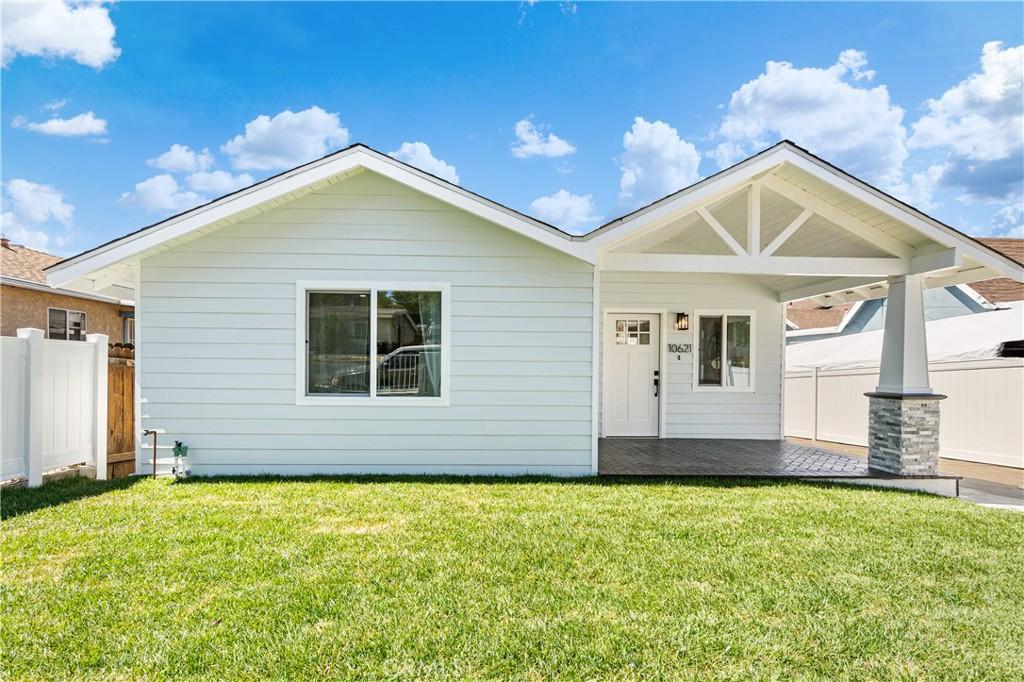 MLS #DW25216231 image #0