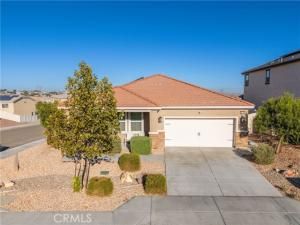 MLS #DW25218320 image #0