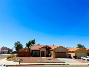 MLS #DW25219739 image #0