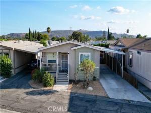 MLS #DW25219932 image #0