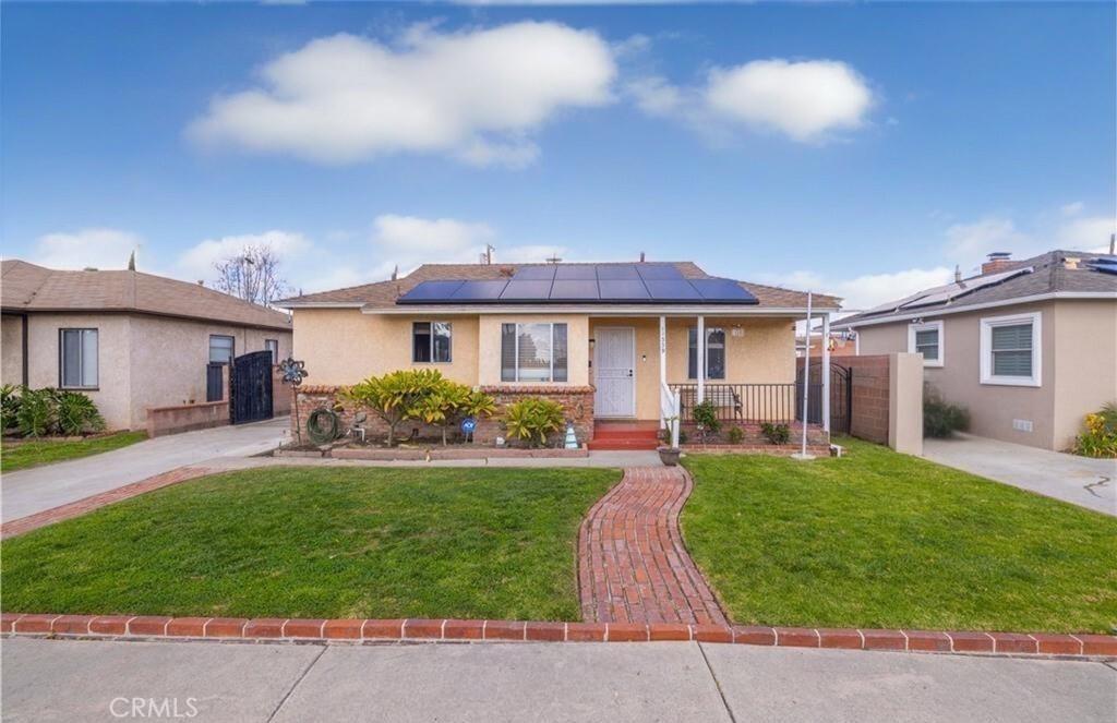 MLS #DW25221420 image #0