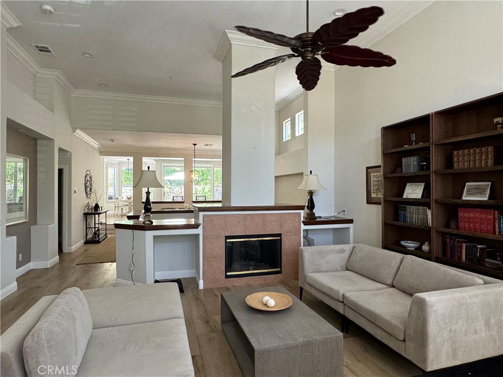 MLS #DW25223104 image #0