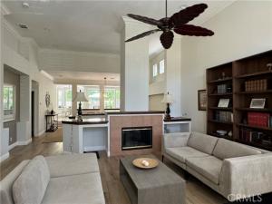 MLS #DW25223104 image #0