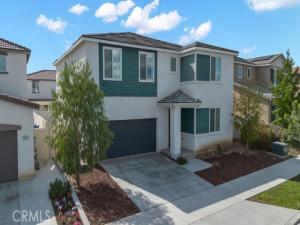 MLS #DW25223524 image #0