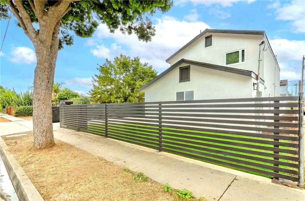 MLS #DW25224118 image #0