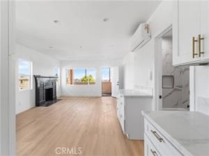 MLS #DW25226844 image #0