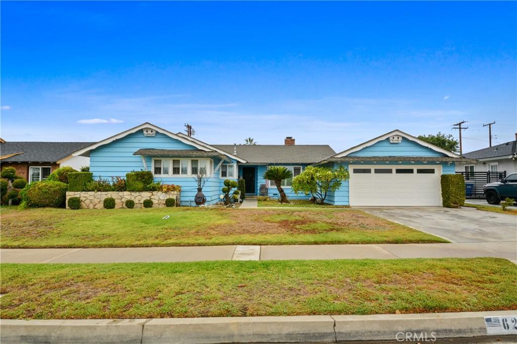 MLS #DW25228762 image #0