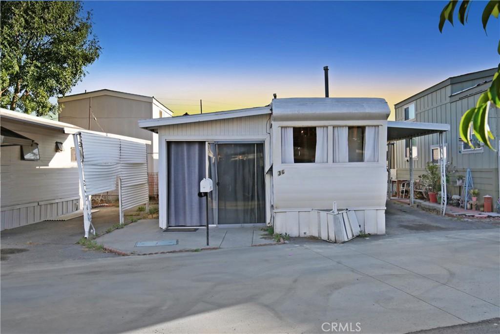 MLS #DW25229041 image #0