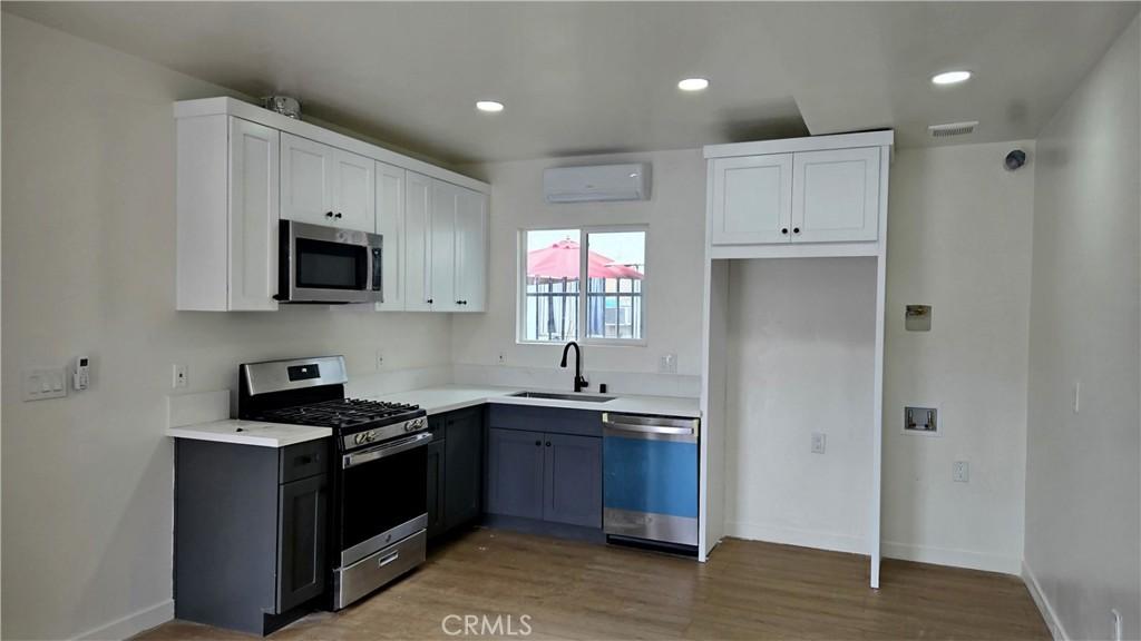 MLS #DW25229910 image #0