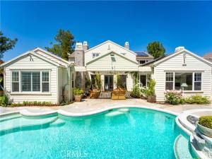 MLS #DW25231069 image #0