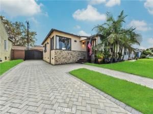 MLS #DW25231593 image #0