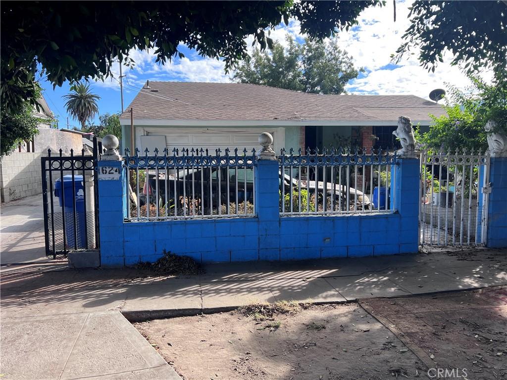 MLS #DW25231784 image #0