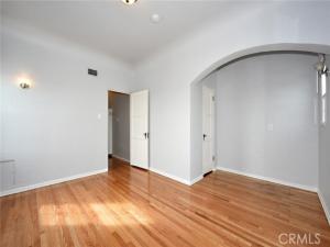 MLS #DW25232294 image #0