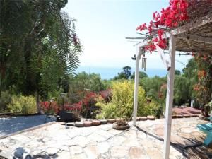 MLS #DW25234700 image #0