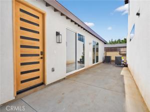 MLS #DW25235255 image #0