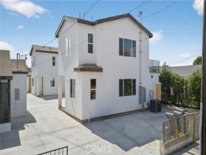 MLS #DW25235351 image #0