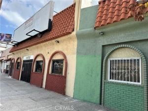 MLS #DW25235358 img 0