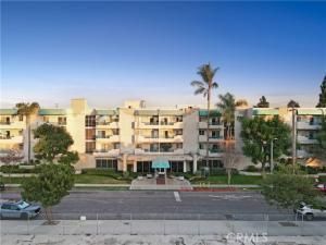 MLS #DW25238345 image #0