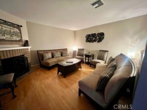 MLS #DW25239492 image #0