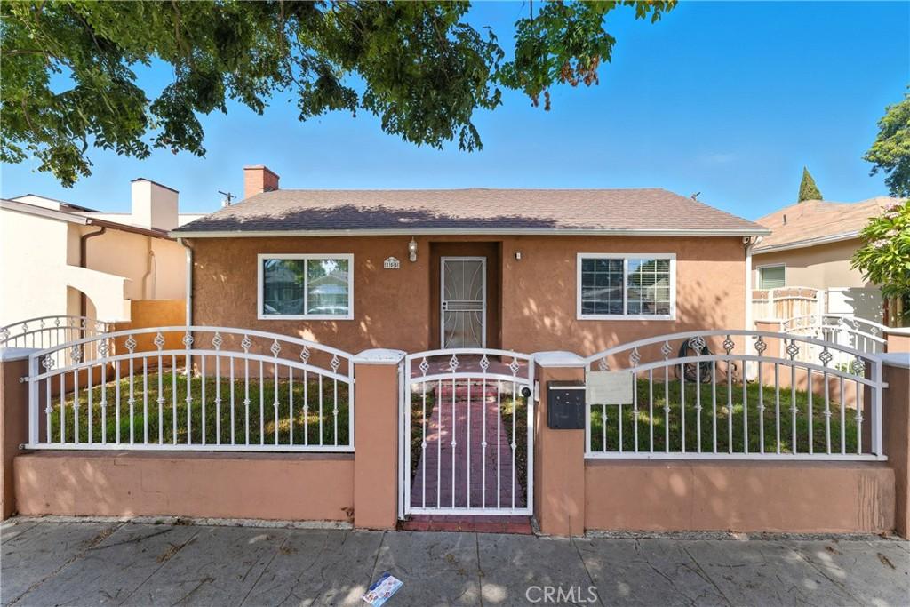 MLS #DW25241857 image #0