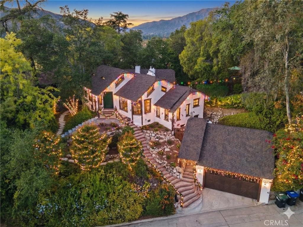 MLS #DW25243114 image #0