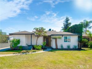 MLS #DW25243571 image #0