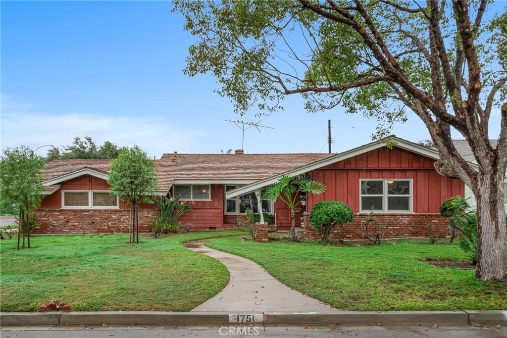 MLS #DW25244582 image #0