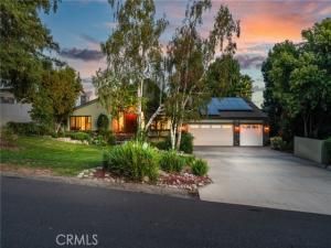 MLS #DW25250320 image #0