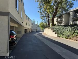 MLS #DW25250524 image #0