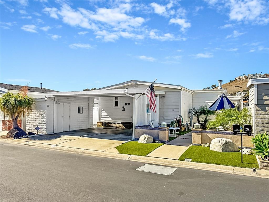 MLS #DW25251632 image #0