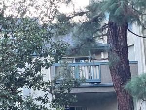 MLS #DW25251662 image #0