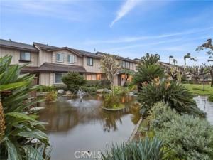 MLS #DW25252723 image #0