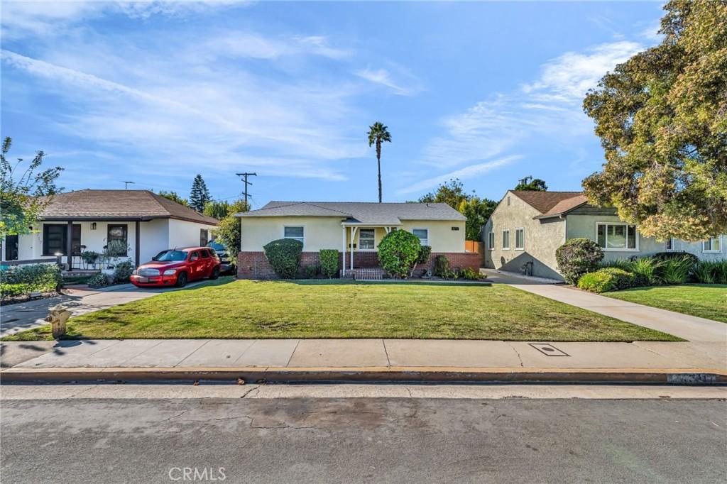 MLS #DW25253651 image #0