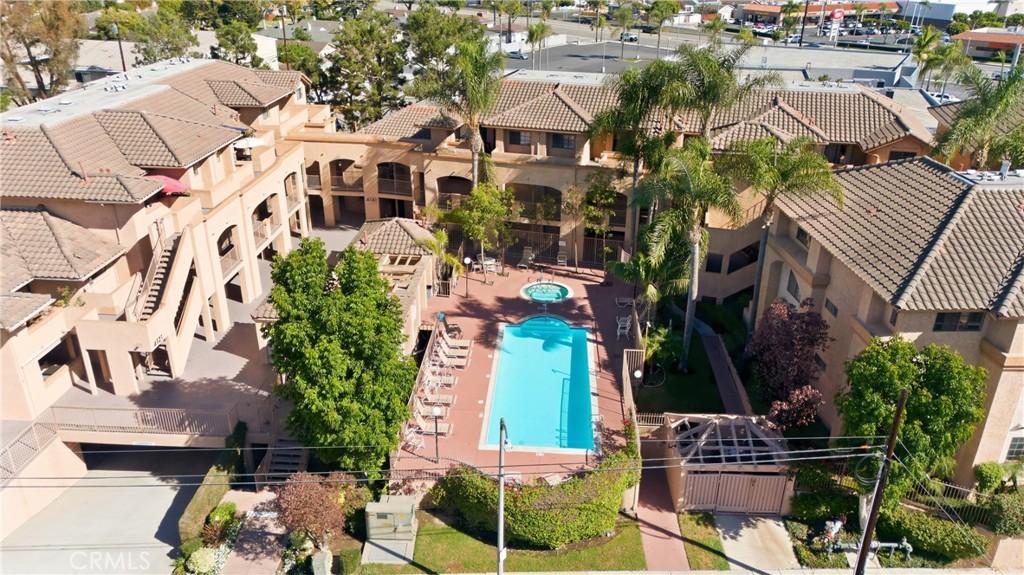 MLS #DW25254311 image #0