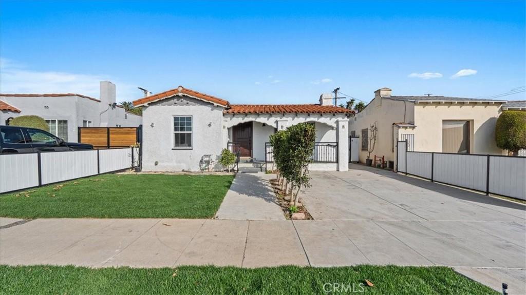 MLS #DW25254719 image #0