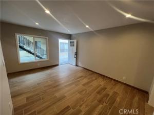 MLS #DW25255720 image #0