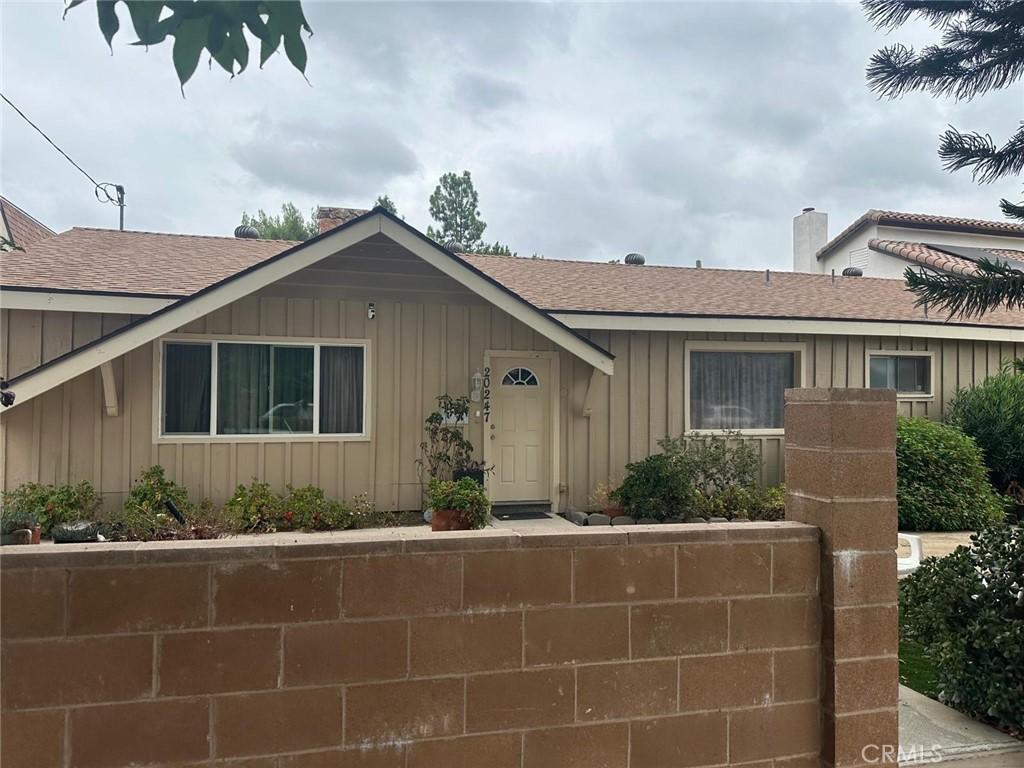 MLS #DW25256404 image #0