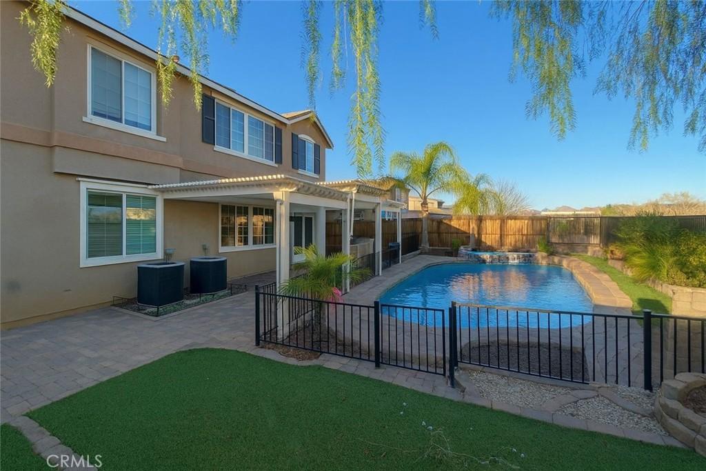 MLS #DW25256463 image #0