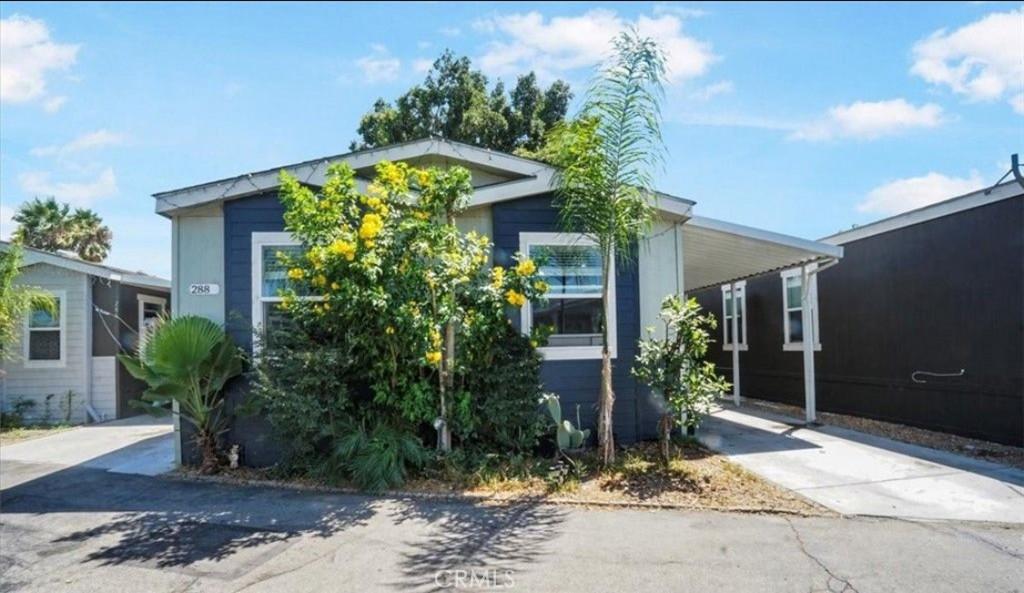 MLS #DW25256776 image #0