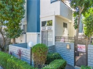 MLS #DW25257125 image #0