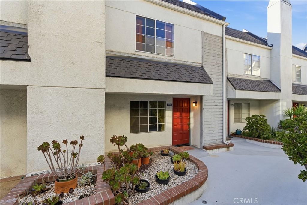 MLS #DW25259521 image #0