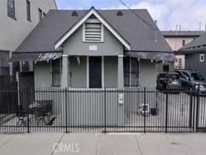 MLS #DW25261013 image #0