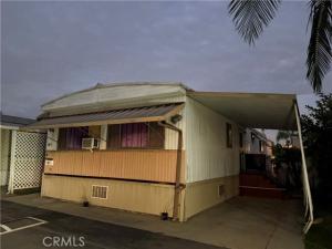 MLS #DW25262270 image #0