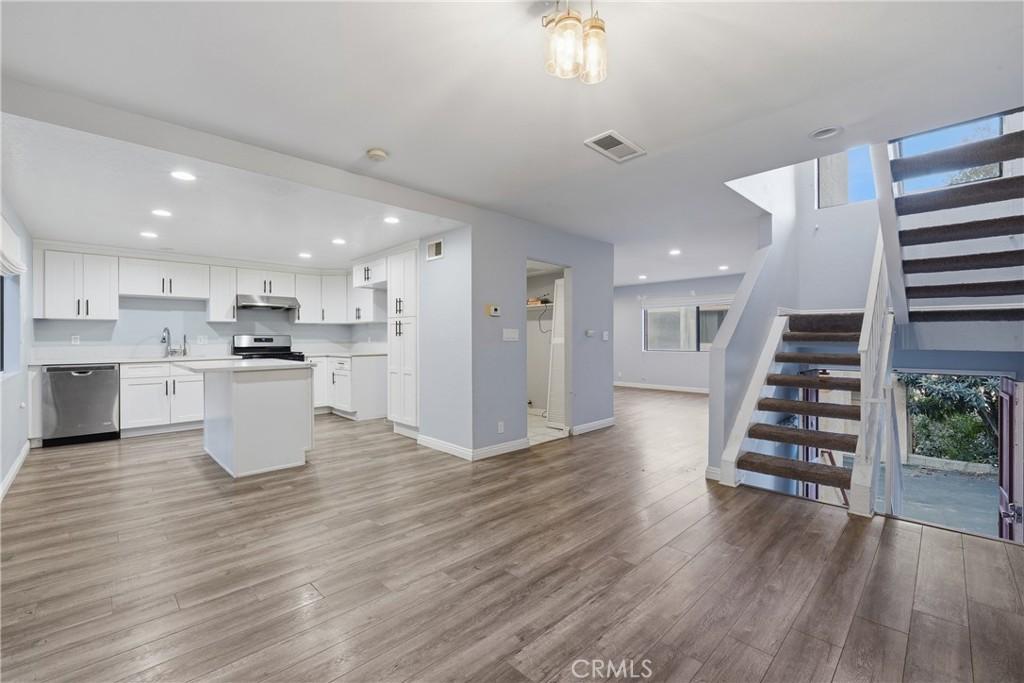 MLS #DW25264566 image #0