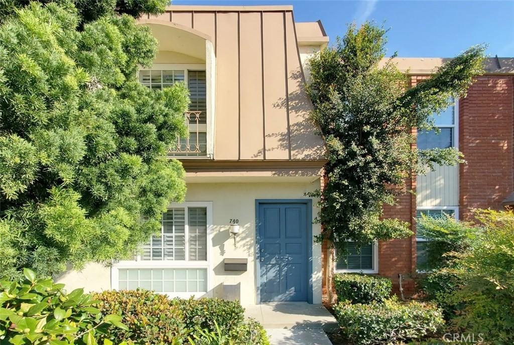 MLS #DW25266209 image #0