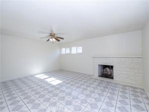 MLS #DW25266475 image #0