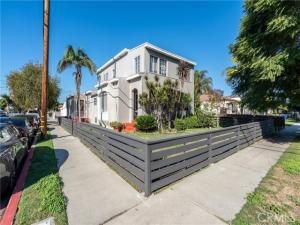 MLS #DW25266774 image #0