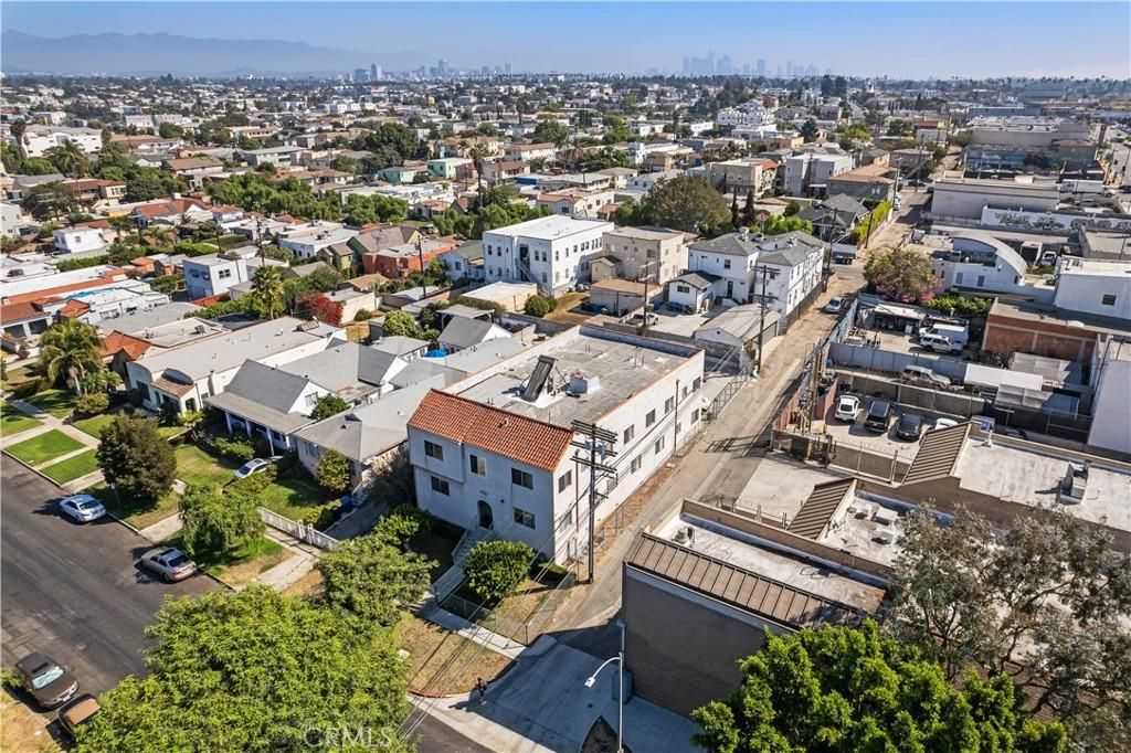 MLS #DW25267242 image #0